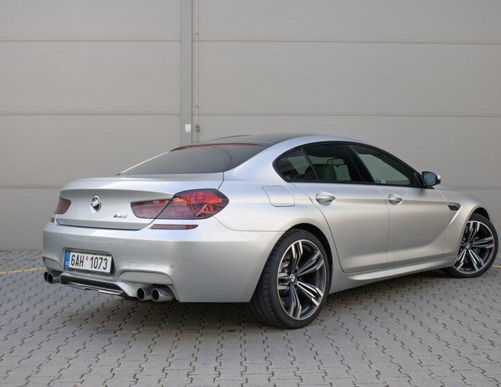 BMW M6 5