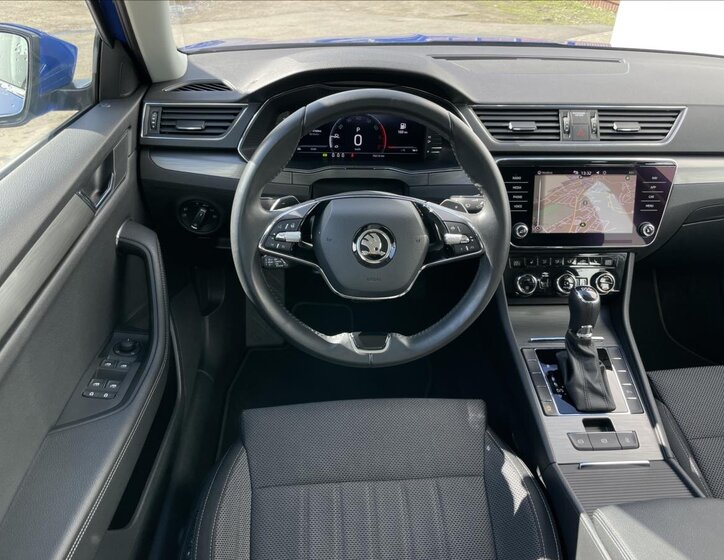 Škoda Superb Liftback 1,5 l 110 kw