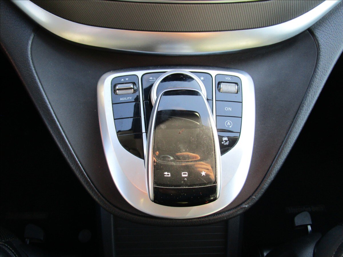 Mercedes-Benz Třídy V Kombi 2,1 l 140 kw