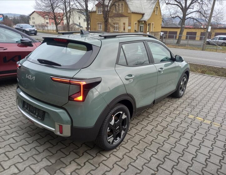 KIA Stonic Hatchback 998,0 74 kw