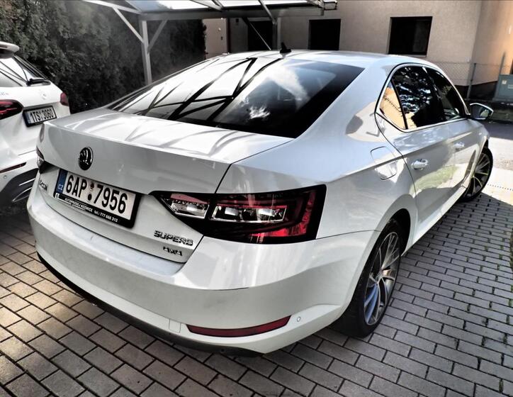Škoda Superb 4
