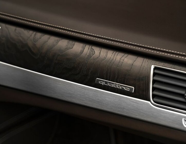 Audi A8 Sedan 4,1 l 283 kw