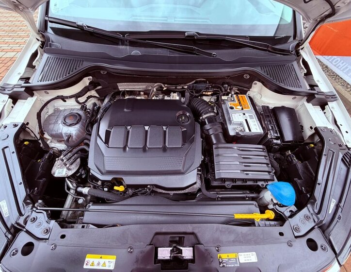 Škoda Karoq SUV / Terénní 2,0 l 85 kw