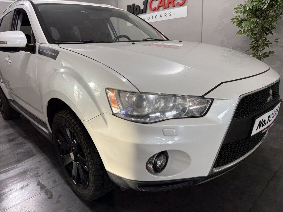Mitsubishi Outlander SUV / Terénní 2,2 l 115 kw