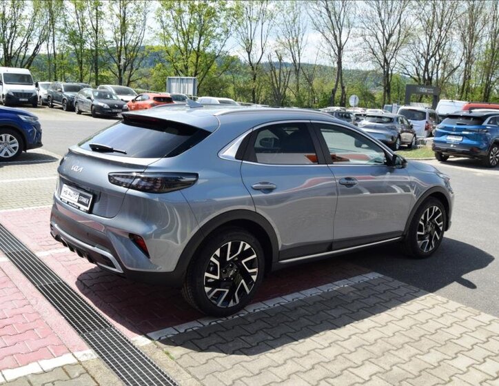 KIA XCeed SUV / Terénní 0,0 130 kw