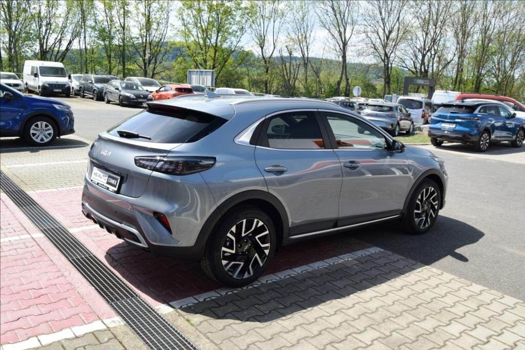 KIA XCeed SUV / Terénní 0,0 130 kw