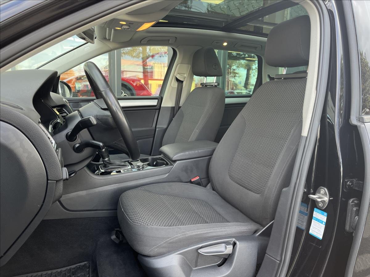 Volkswagen Touareg SUV 3,0 l 150 kw