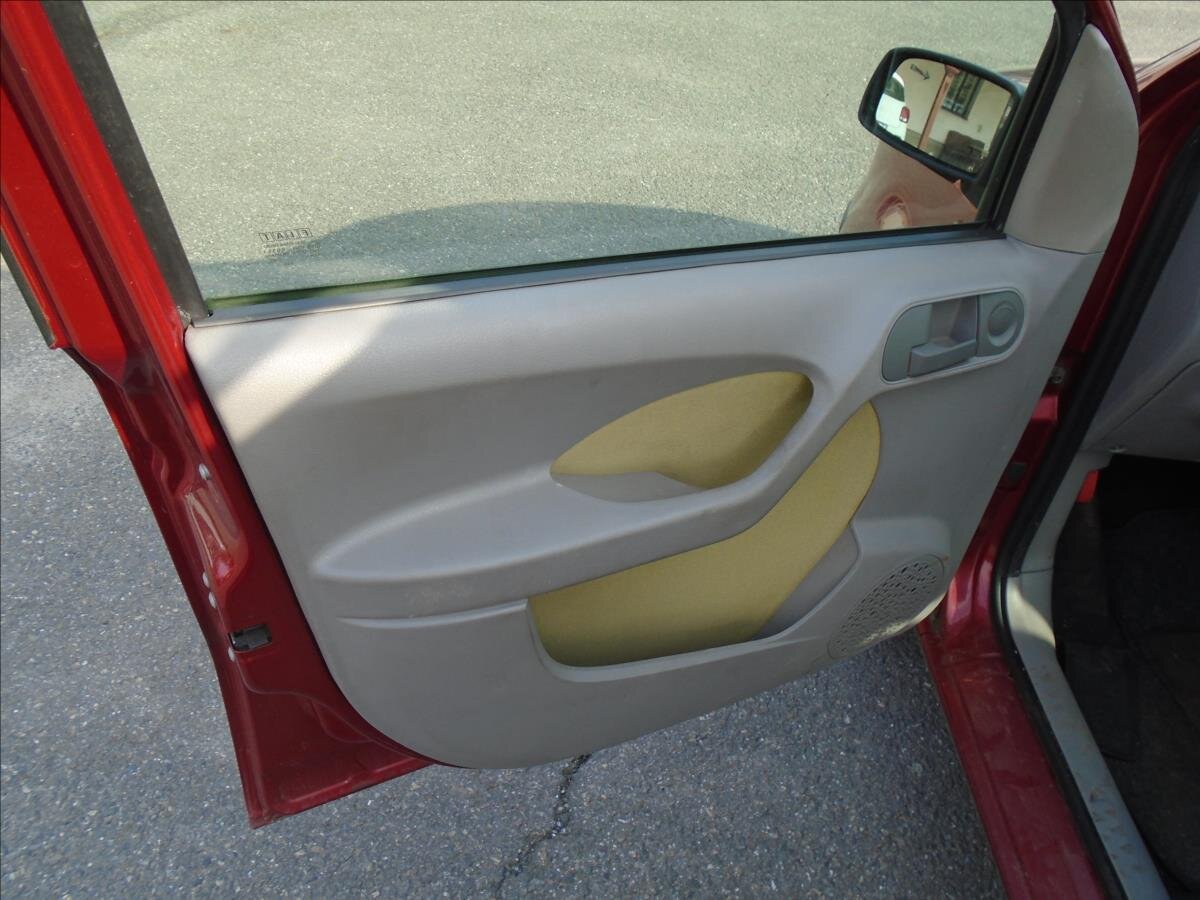 Fiat Panda Hatchback 1,2 l 44 kw