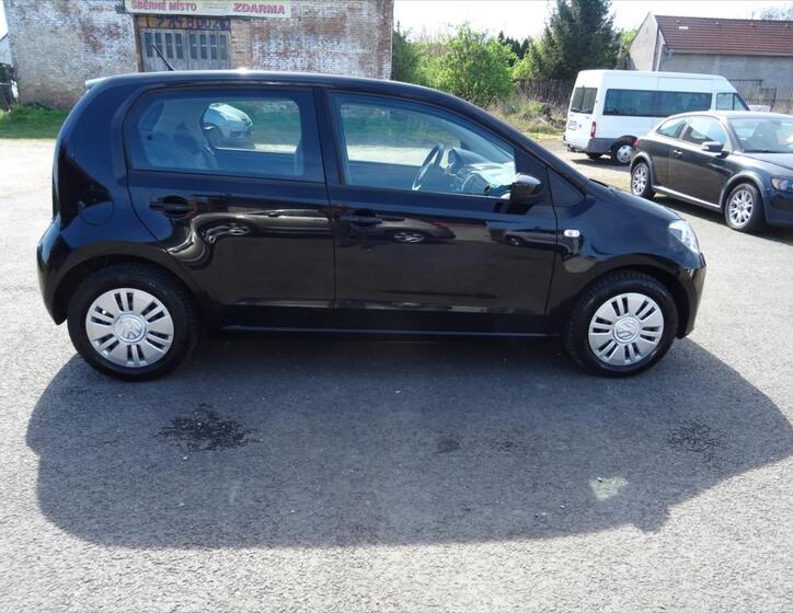Volkswagen up! 3