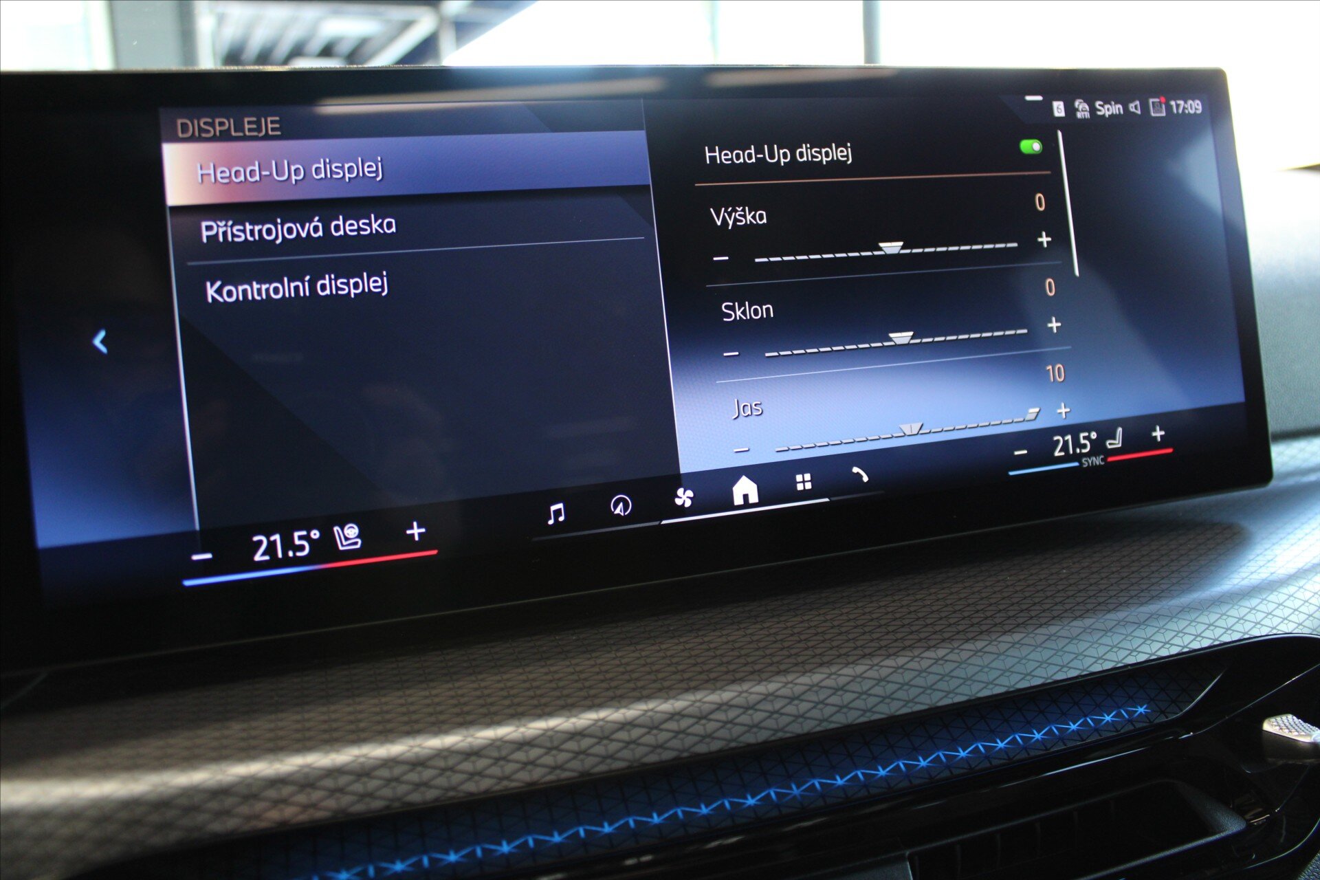 BMW Řada 4 Sedan / Limuzína 2,0 l 140 kw