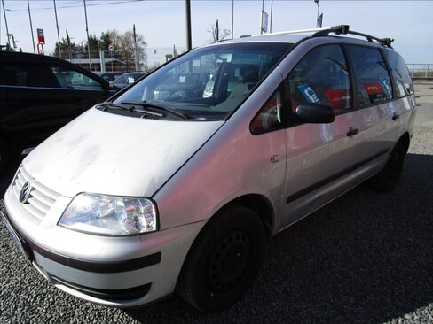 Volkswagen Sharan Kombi 1,9 l 85 kw