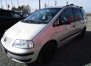 Volkswagen Sharan Kombi 1,9 l 85 kw