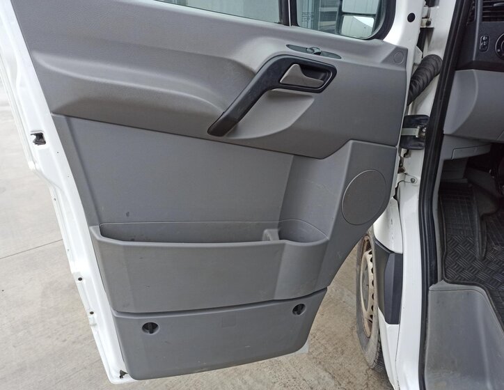 Volkswagen Crafter 18