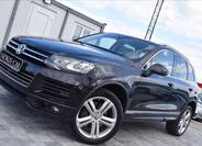 Volkswagen Touareg 1