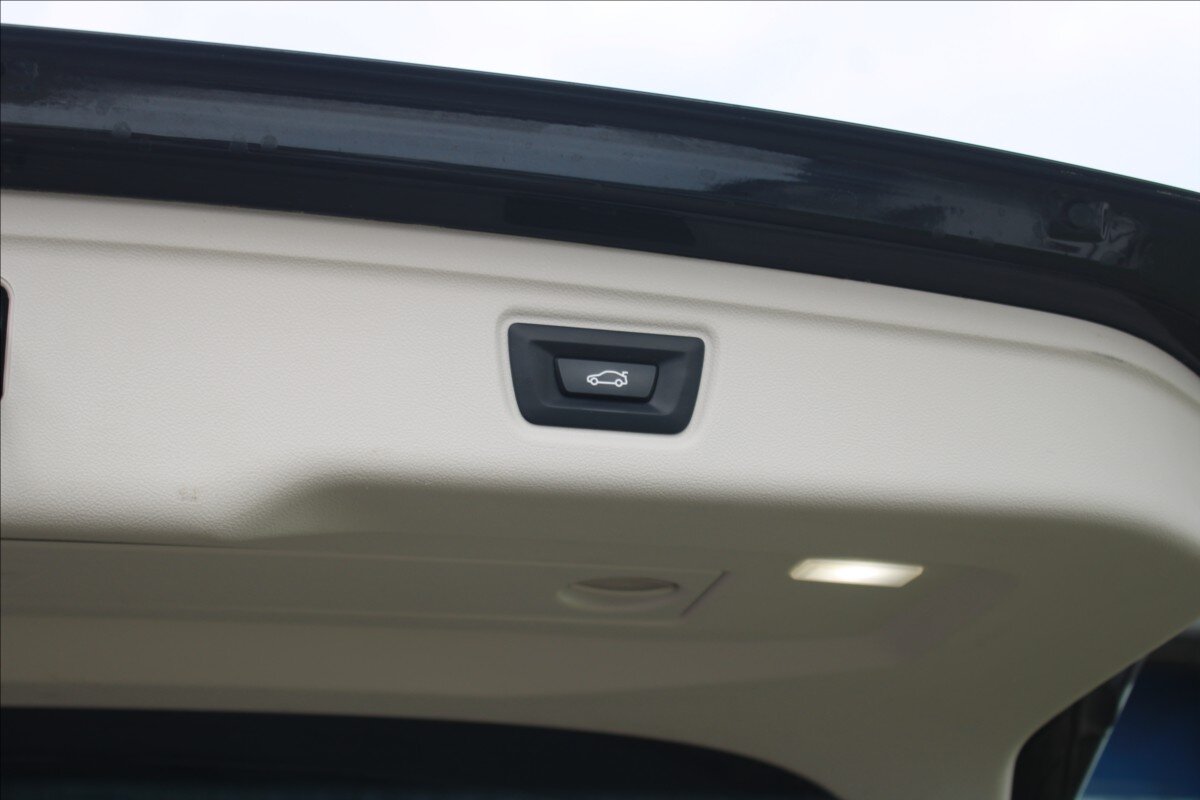 BMW Řada 3 Kombi 2,0 l 140 kw