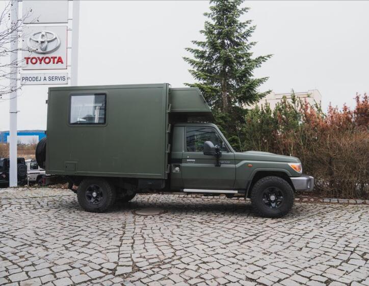 Toyota Land Cruiser 3