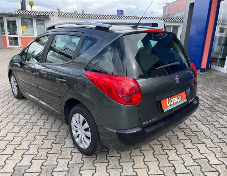 Peugeot 207 5