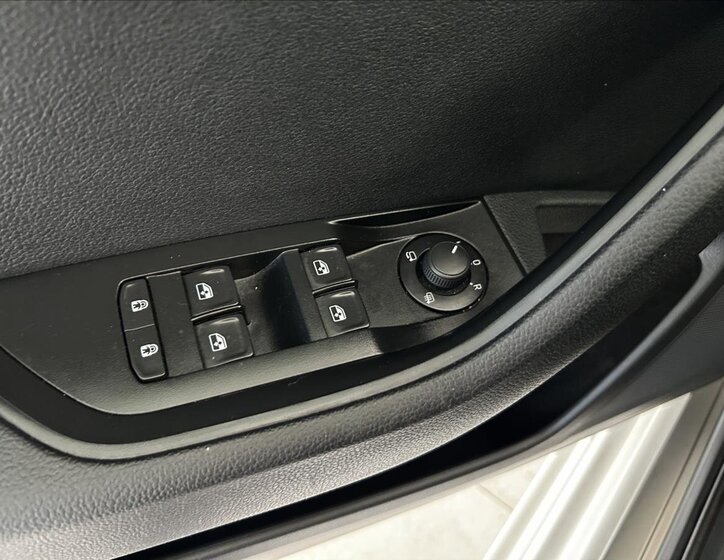 Škoda Superb Sedan 2,0 l 110 kw