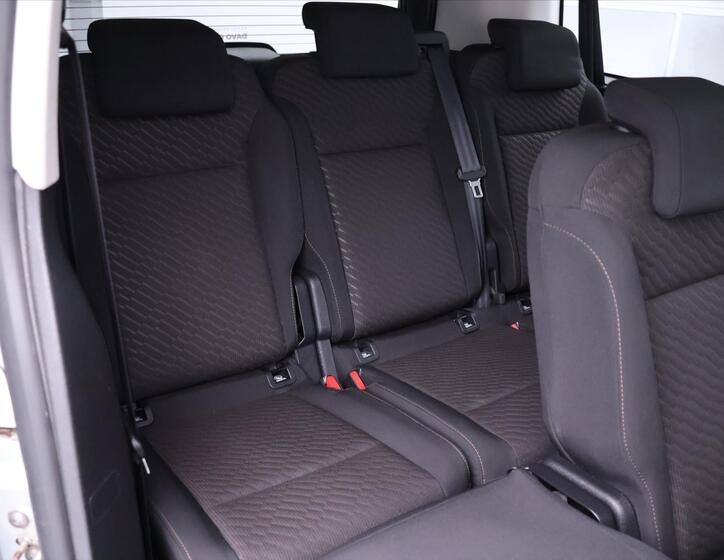 Toyota ProAce Verso 13