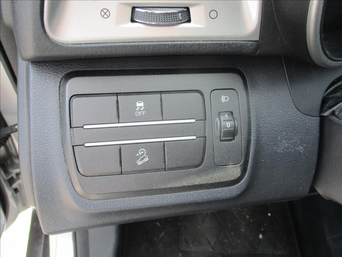 SsangYong Tivoli Hatchback 1,6 l 85 kw