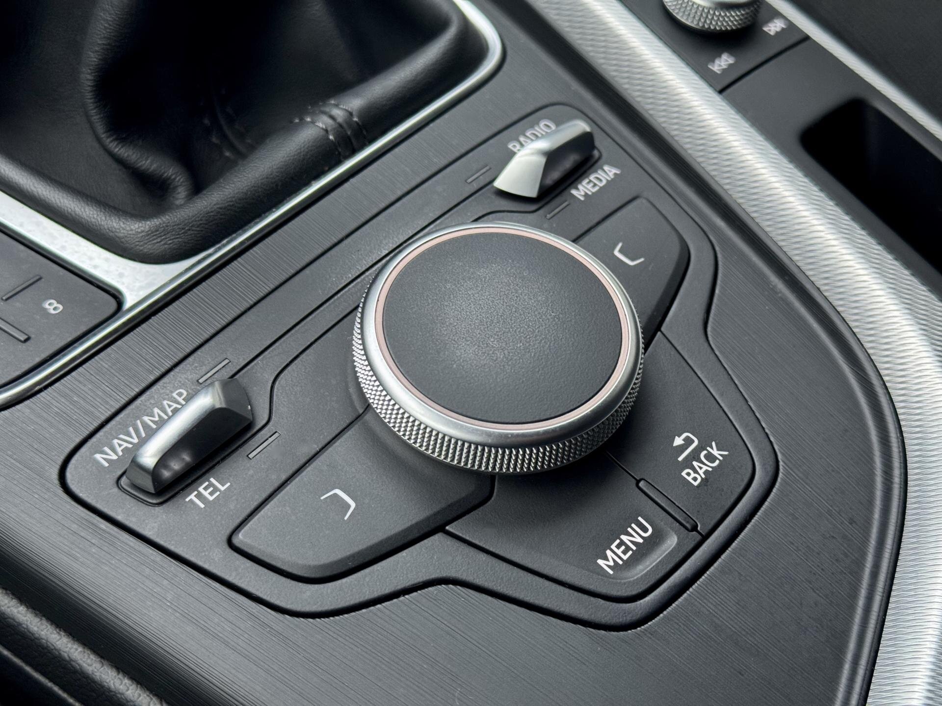 Audi A4 Kombi 2,0 l 140 kw