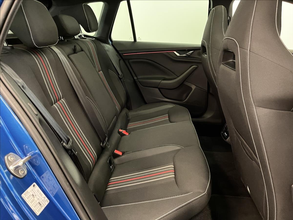 Škoda Kamiq CUV / Crossover 1,5 l 110 kw