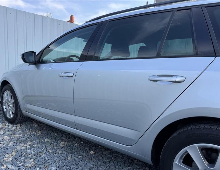 Škoda Octavia 18