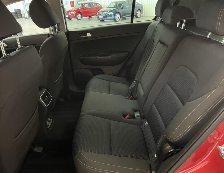 KIA Sportage SUV 2,0 l 136 kw