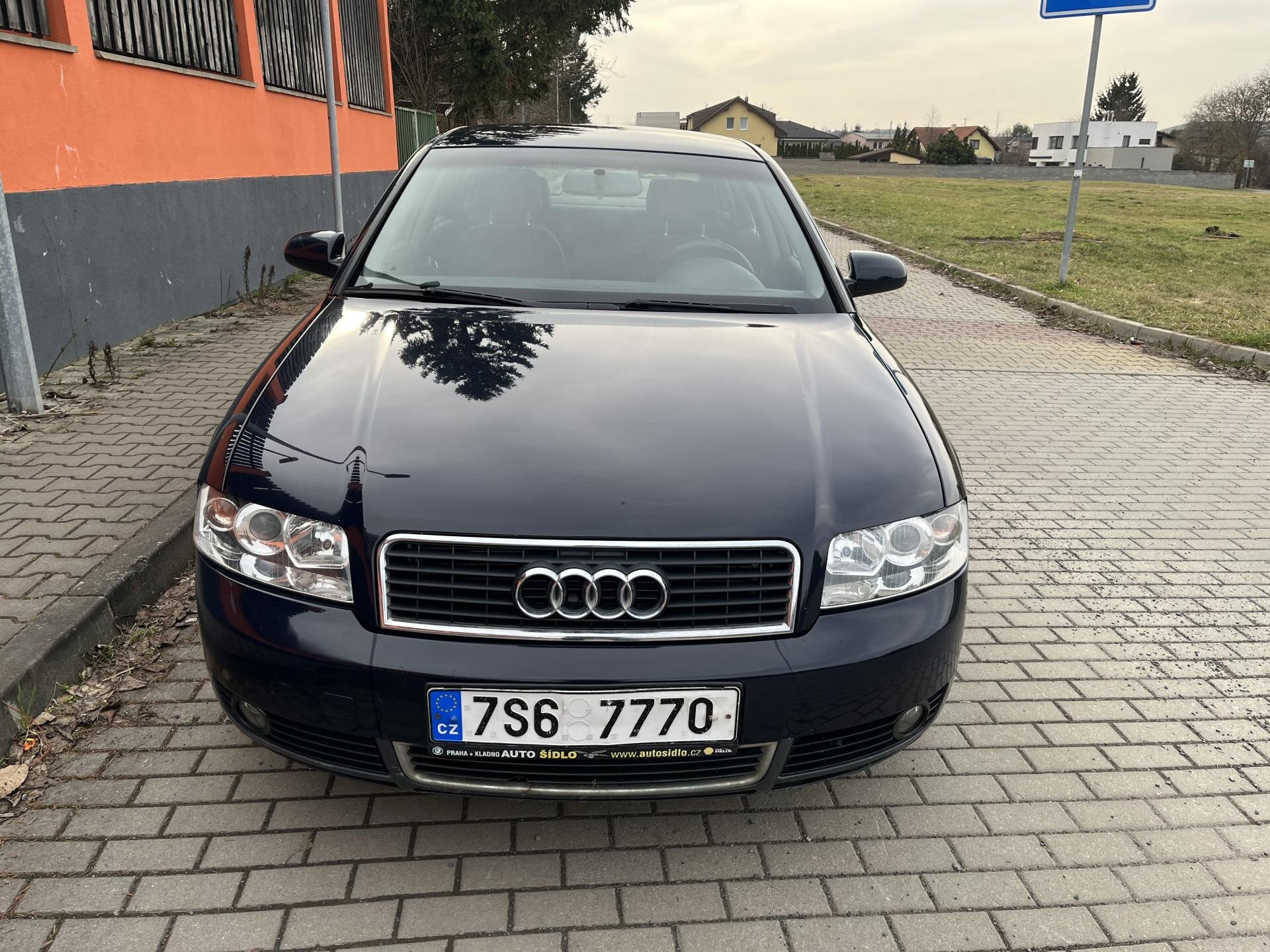 Audi A4 Sedan / Limuzína 1,9 l 74 kw