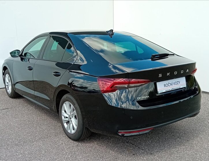 Škoda Octavia Sedan / Limuzína 1,5 l 110 kw