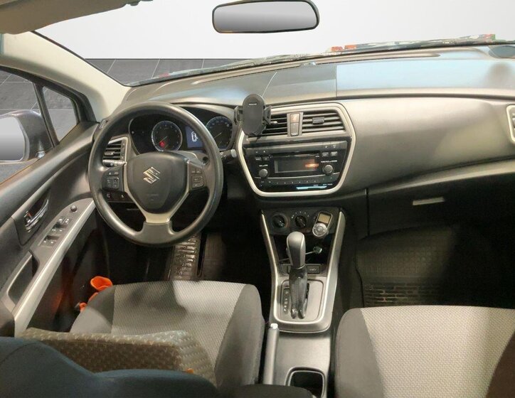 Suzuki SX4 S-Cross Hatchback 1,6 l 88 kw