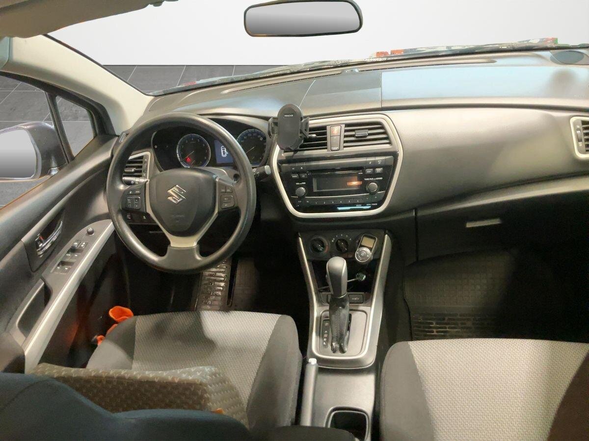 Suzuki SX4 S-Cross Hatchback 1,6 l 88 kw