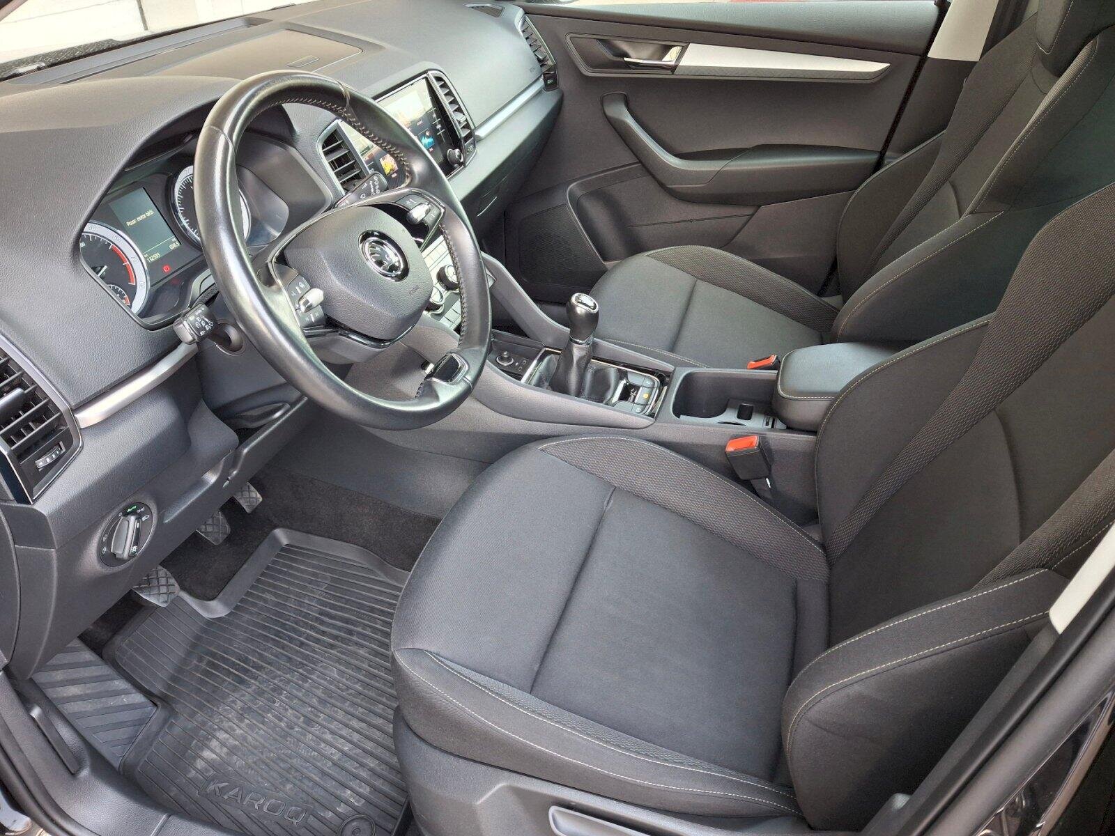 Škoda Karoq SUV / Terénní 1,5 l 110 kw