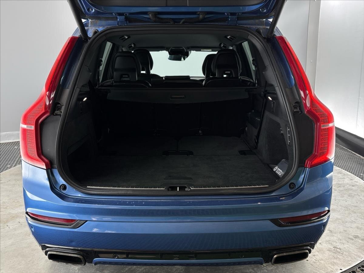 Volvo XC90 SUV / Terénní 2,0 l 173 kw