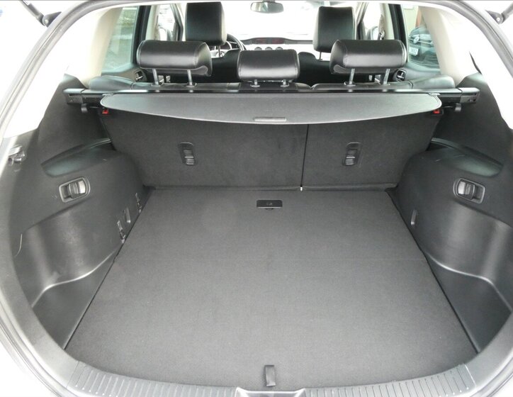 Mazda CX-7 SUV 2,2 l 127 kw