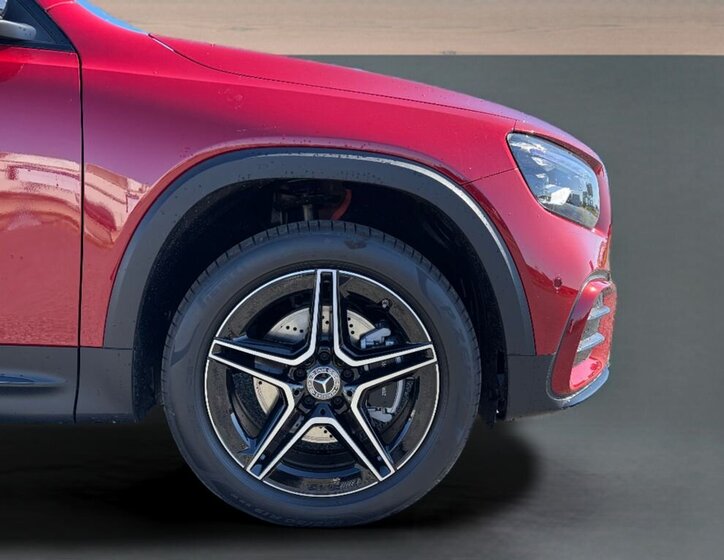 Mercedes-Benz GLB SUV / Terénní 1,5 l 120 kw