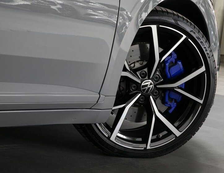 Volkswagen Arteon Kombi 2,0 l 235 kw