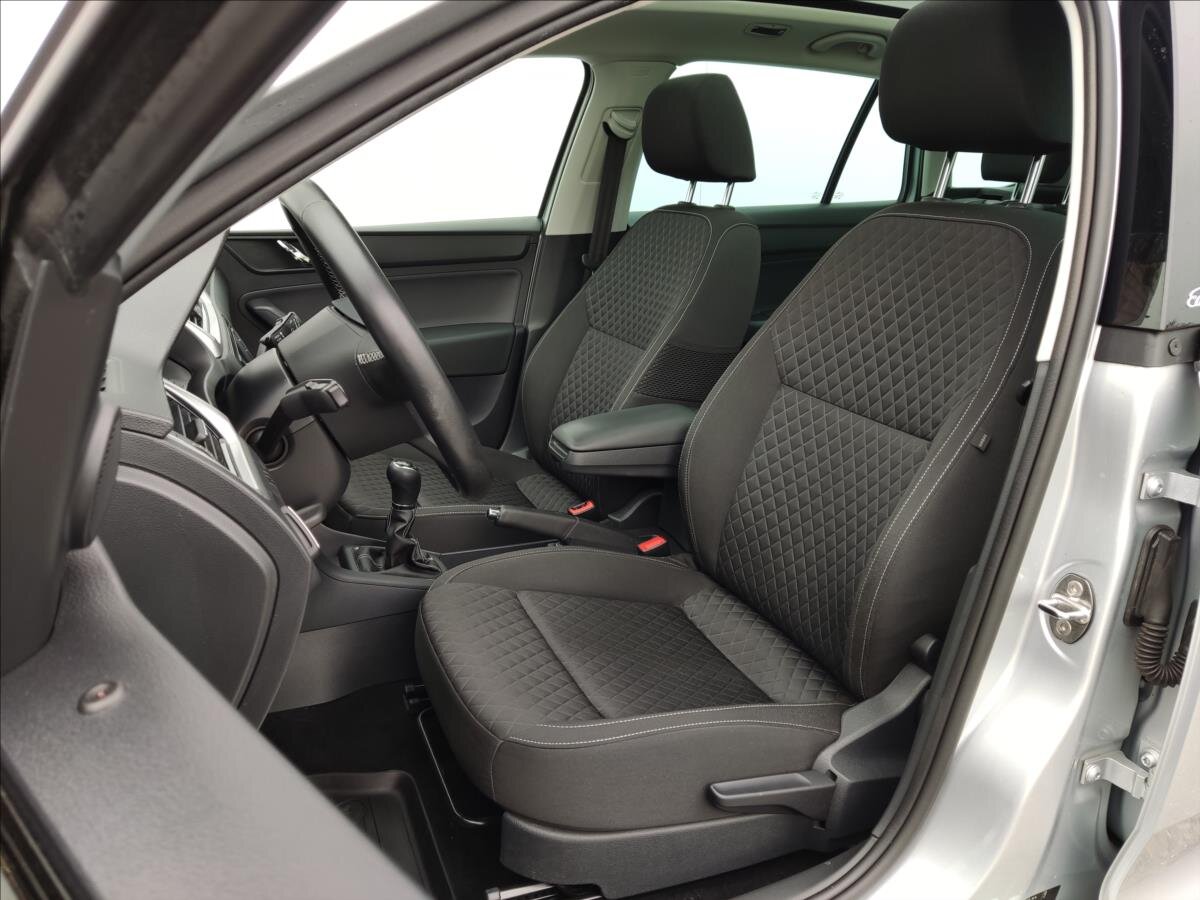 Škoda Rapid Hatchback 1,2 l 81 kw