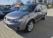 Mitsubishi Outlander SUV / Terénní 2,2 l 115 kw