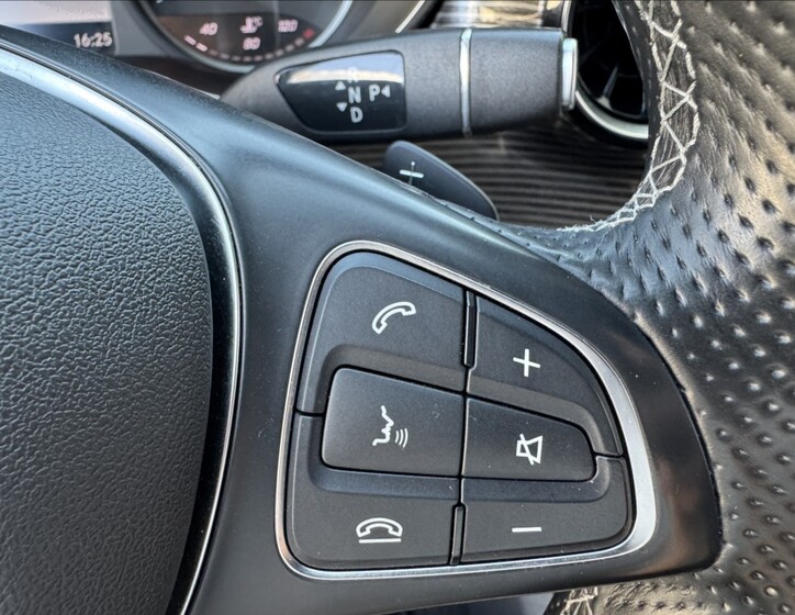 Mercedes-Benz Třídy V 38