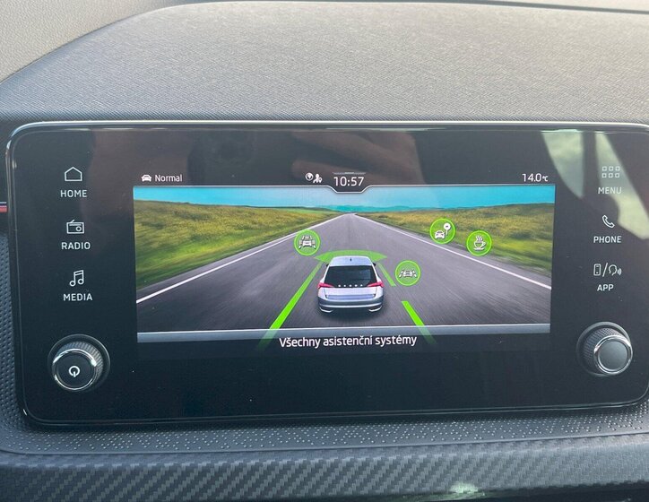 Škoda Scala Hatchback 1,5 l 110 kw