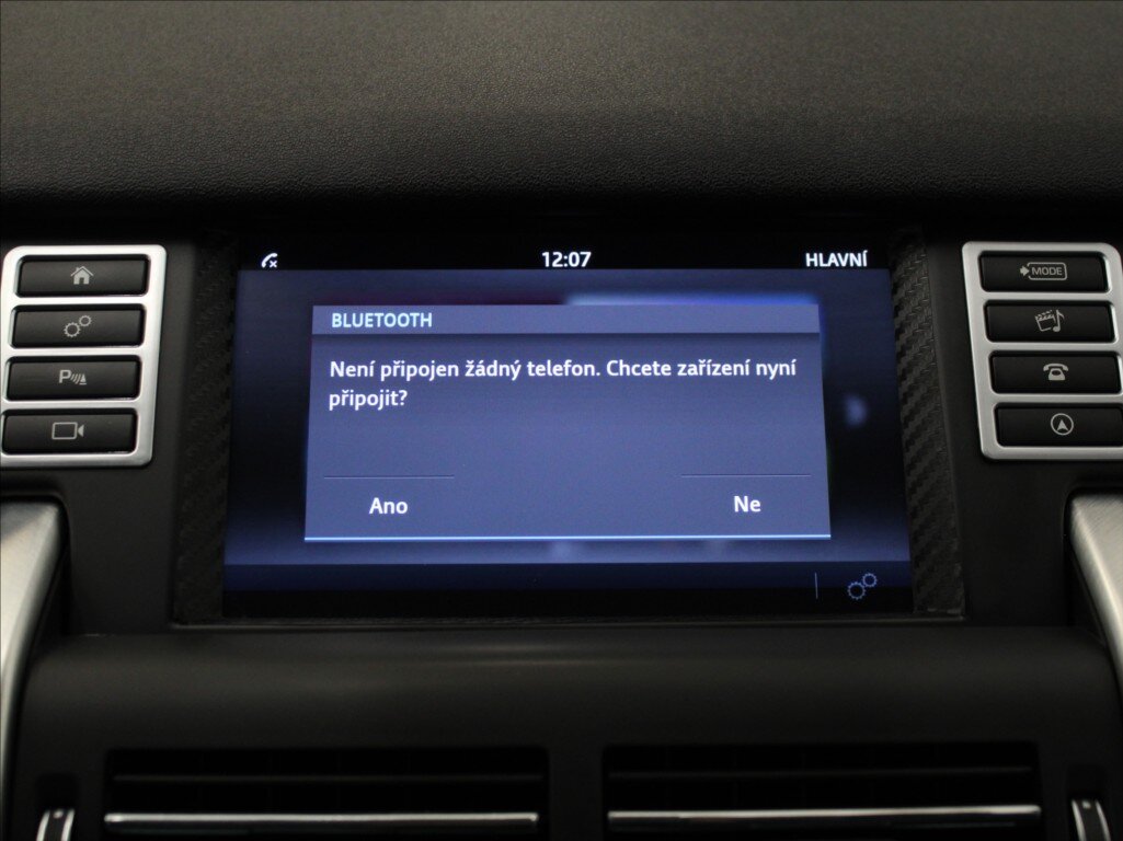 Land Rover Discovery Sport SUV 2,0 l 110 kw