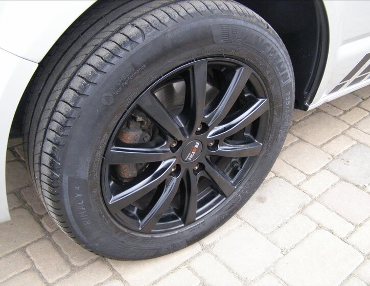 Volkswagen Caravelle Ostatní 2,0 l 103 kw