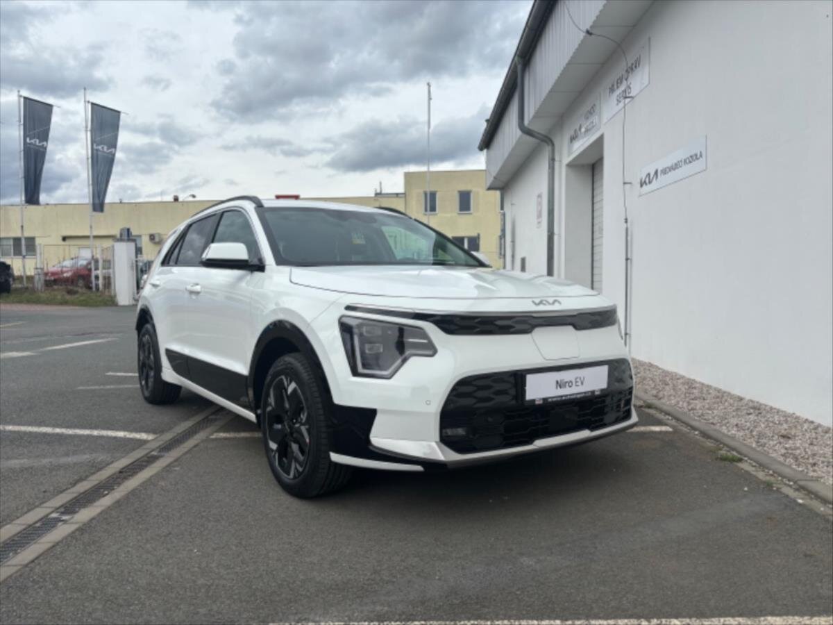 KIA e-Niro SUV / Terénní 1,0 150 kw