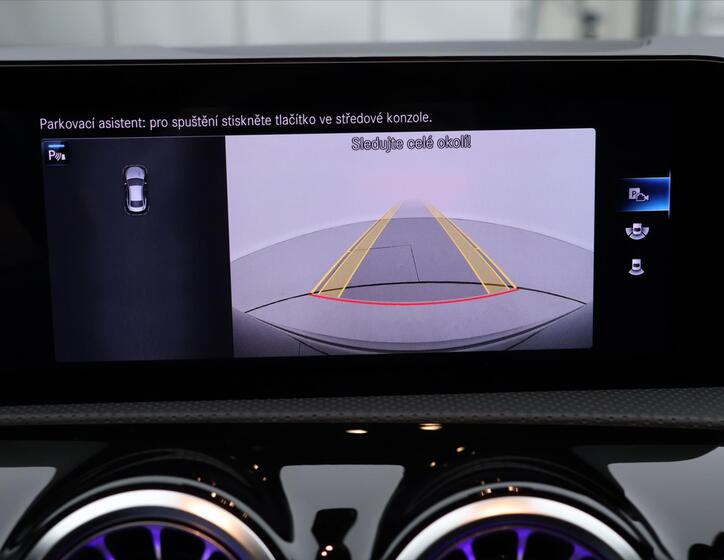 Mercedes-Benz CLA 32