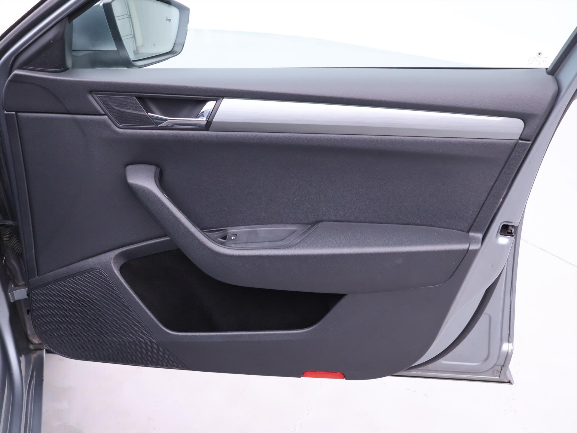 Škoda Superb Liftback 2,0 l 140 kw