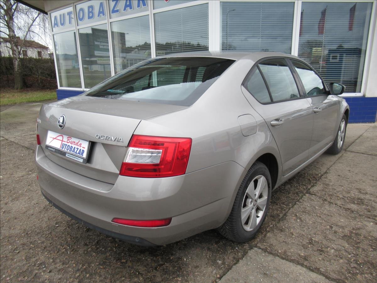 Škoda Octavia Sedan / Limuzína 1,6 l 81 kw