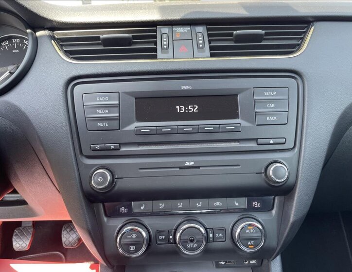 Škoda Octavia Sedan / Limuzína 1,2 l 77 kw