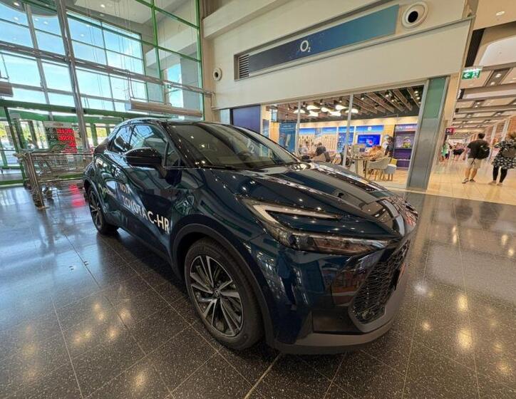 Toyota C-HR 3