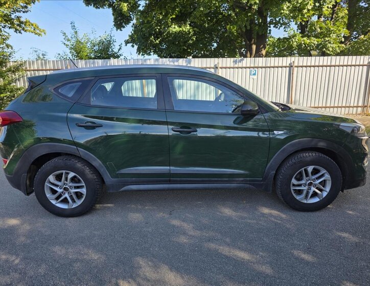 Hyundai Tucson SUV / Terénní 2,0 l 100 kw